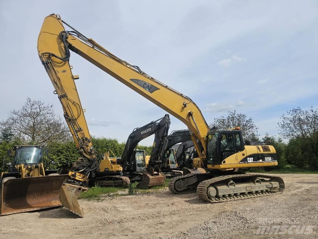 CAT 325 D Long Reach Graafmachines Long Reach