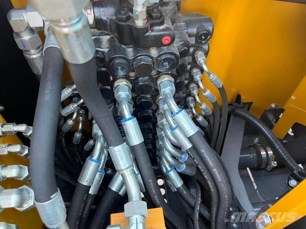 XCMG XE 75 Rupsgraafmachines