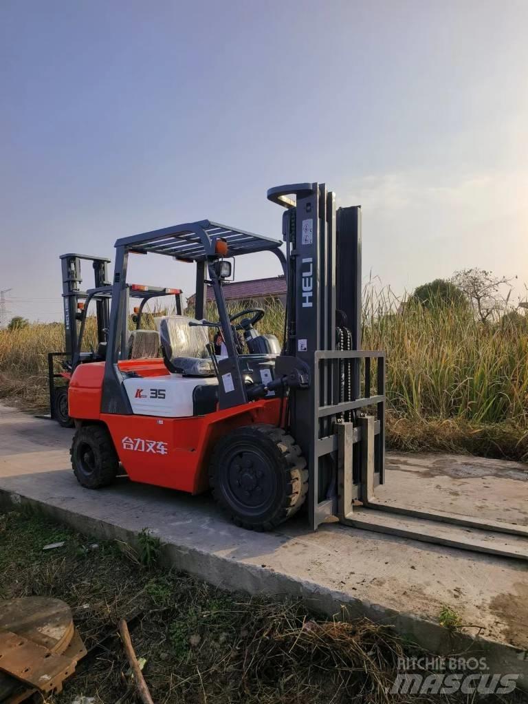 Heli FD 35 Diesel heftrucks