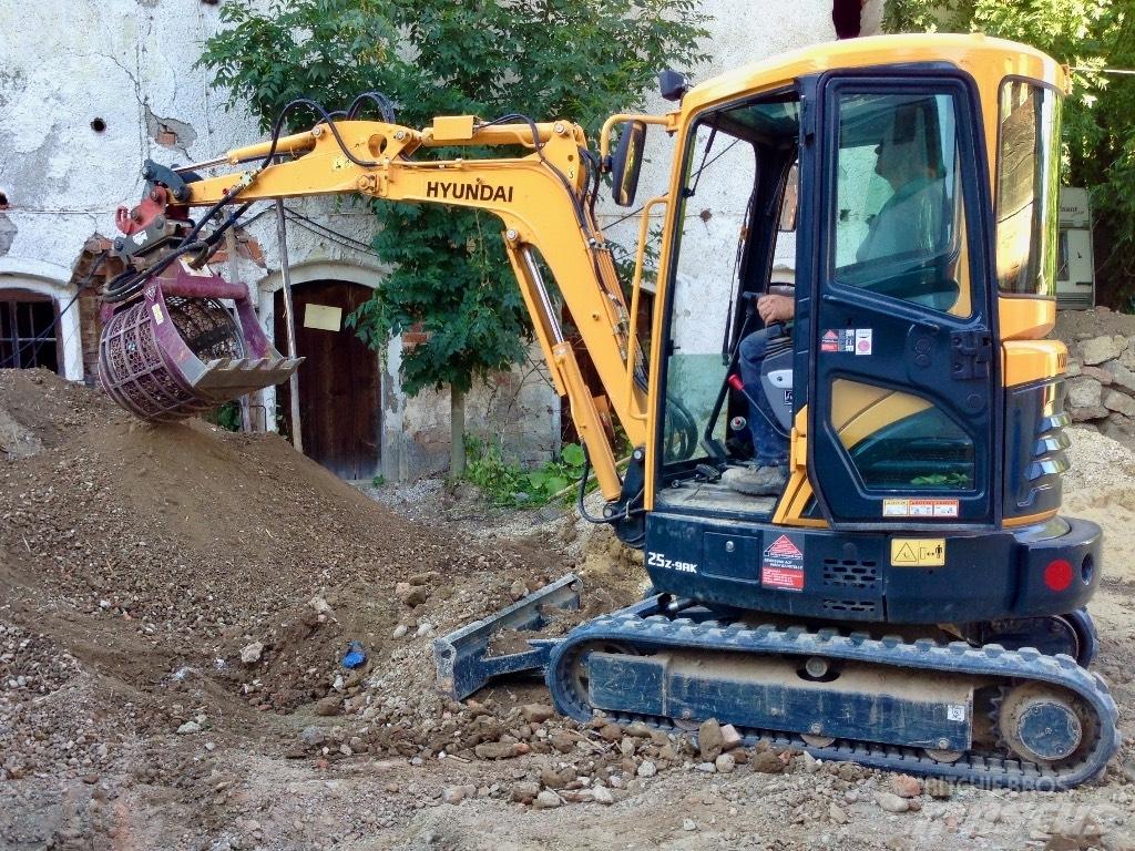Hydraram HSB 300 Mobiele zeefinstallaties
