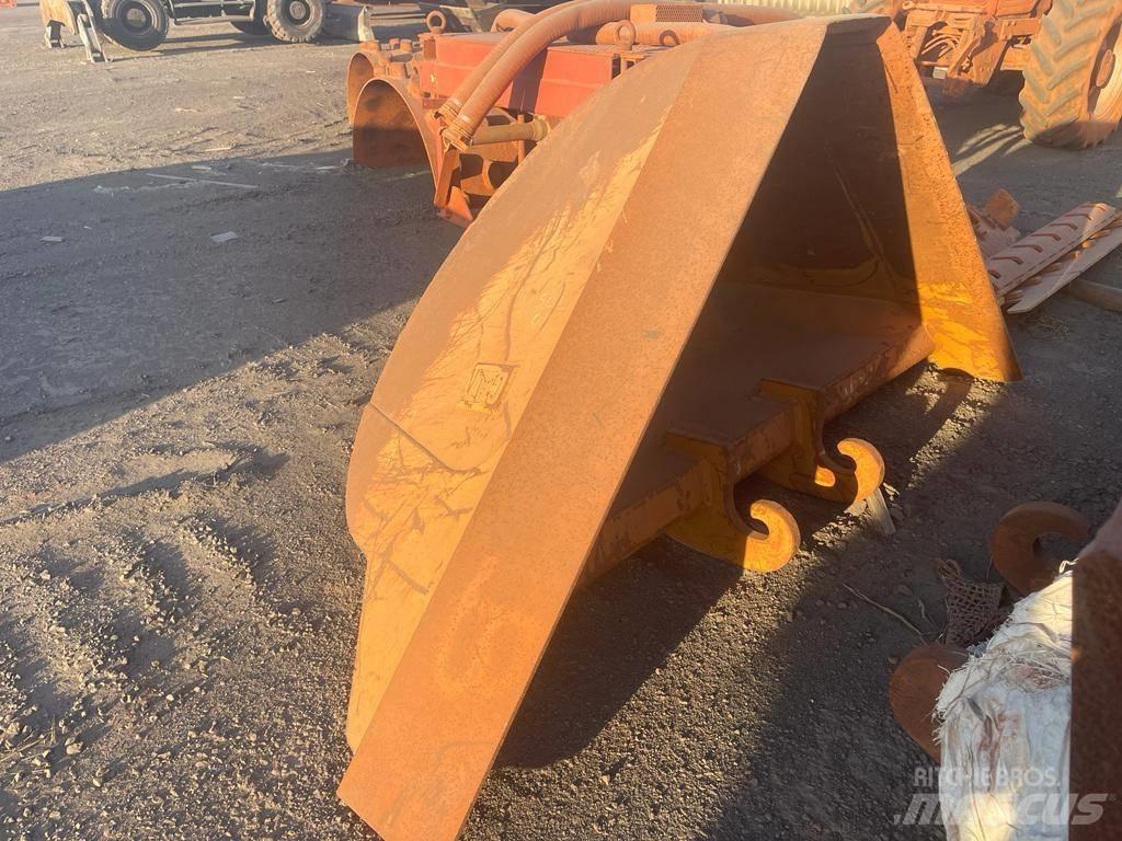 CAT 320 E Rupsgraafmachines