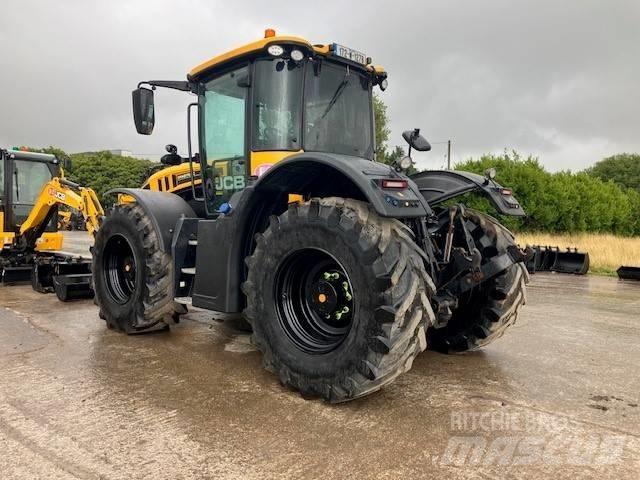 JCB Fastrac 4220 Tractoren