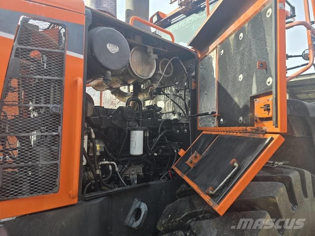 Doosan DL 300-5 Wielladers