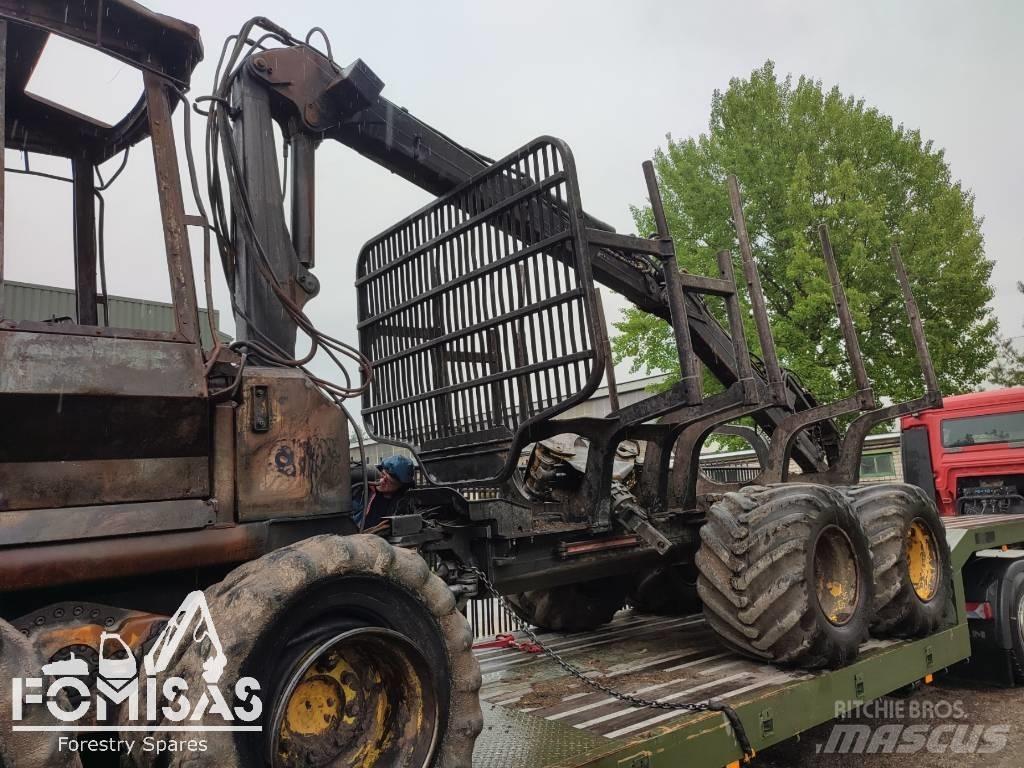 Timberjack 810B Chassis en ophanging