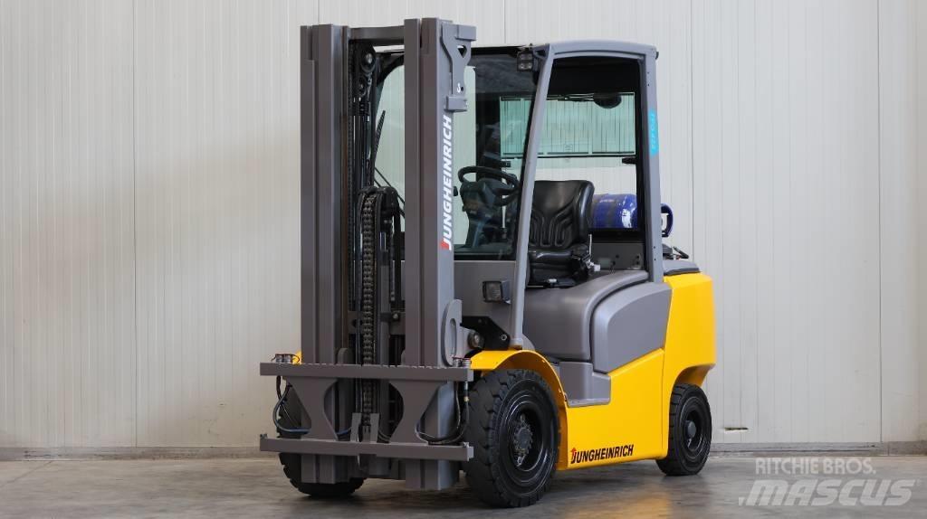 Jungheinrich TFG 425 LPG heftrucks