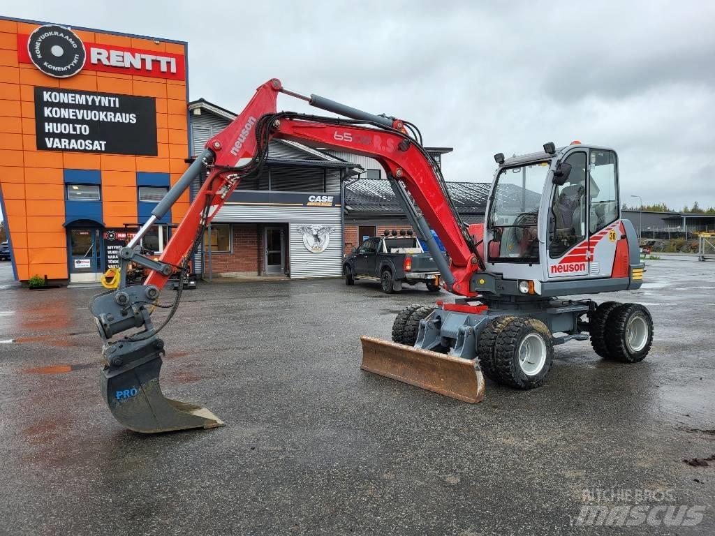 Neuson 6502 WD Wielgraafmachines