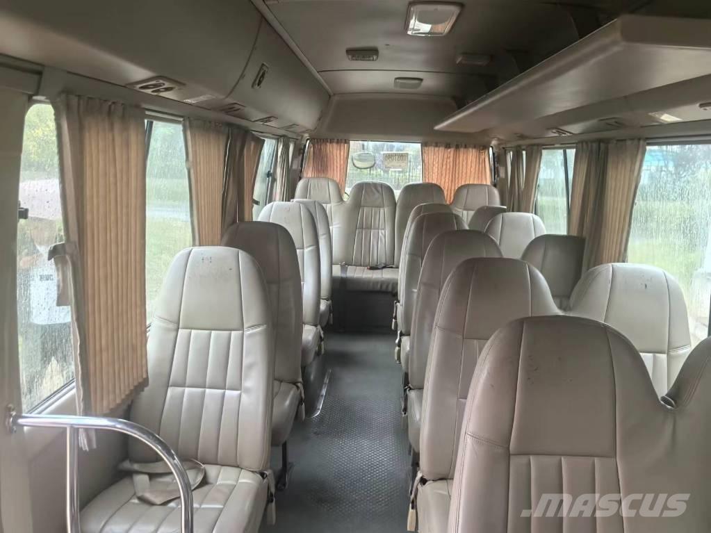 Toyota Coaster Intercitybussen