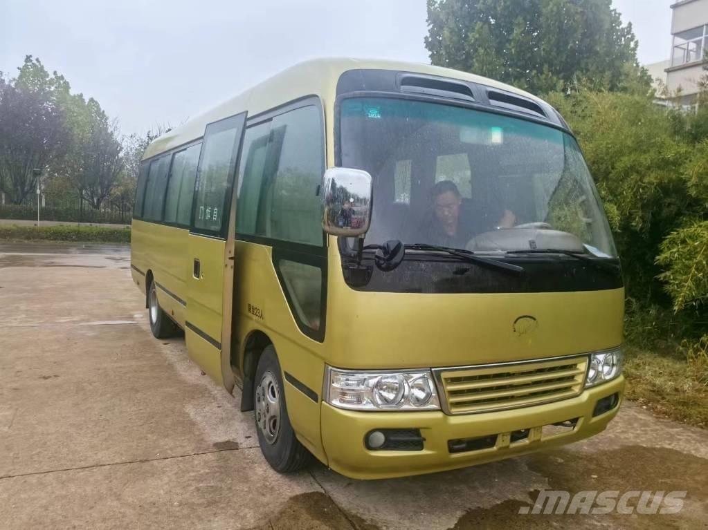 Toyota Coaster Intercitybussen