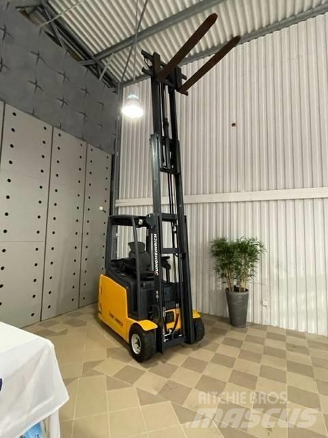 Jungheinrich EFG 218 Elektrische heftrucks