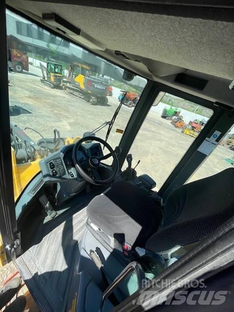 Volvo L 30 G Wielladers