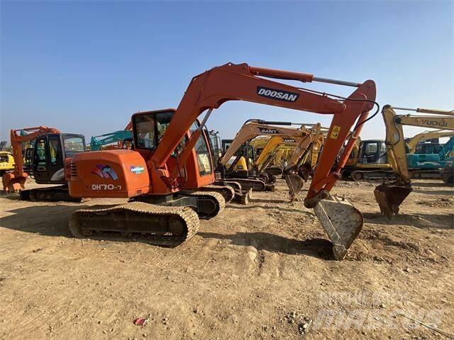 Doosan DH70-7 Minigraafmachines < 7t