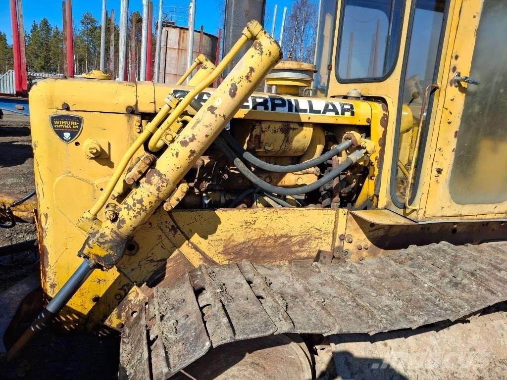 CAT D 4 D Rupsdozers