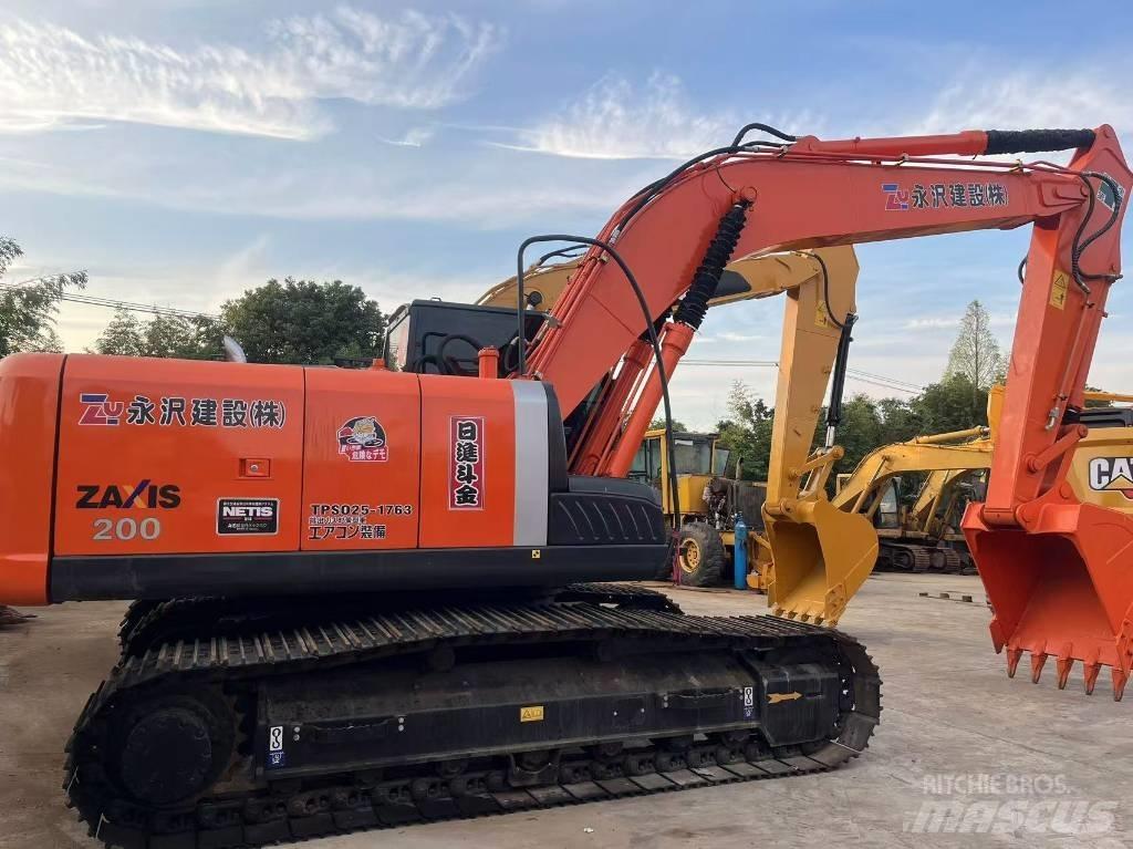 Hitachi ZX 200 Rupsgraafmachines