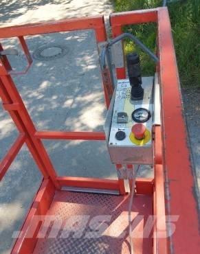 SkyJack SJ 12 Schaarhoogwerkers