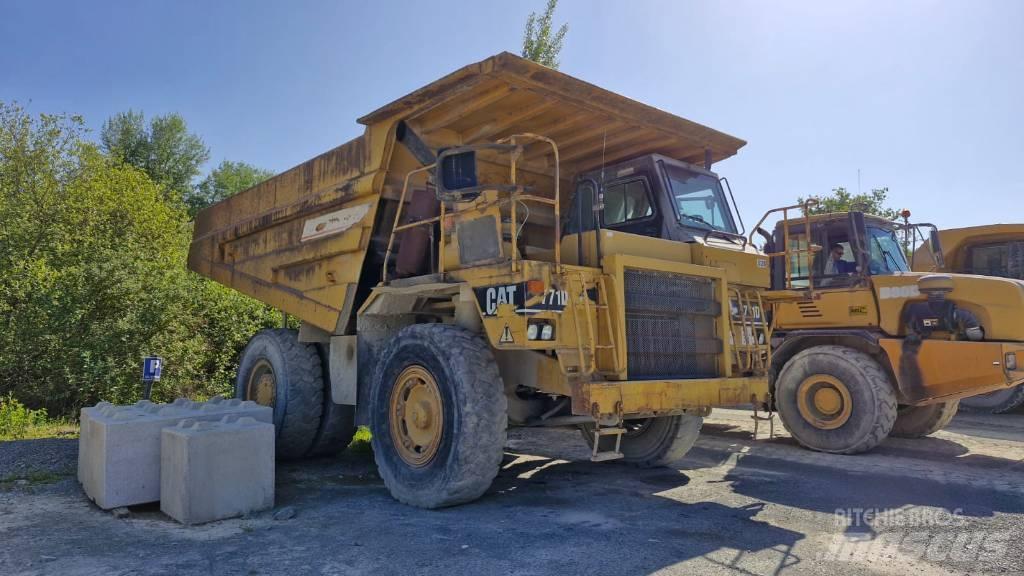 CAT 771D Starre dumptrucks