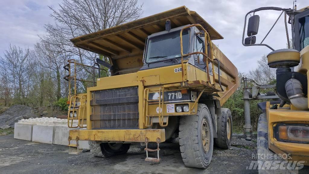 CAT 771D Starre dumptrucks