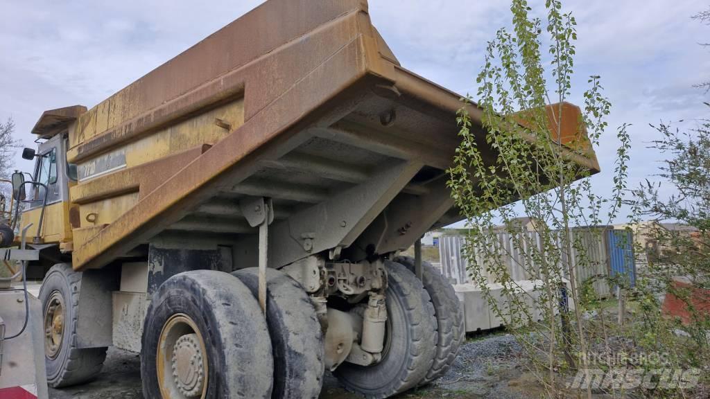 CAT 771D Starre dumptrucks