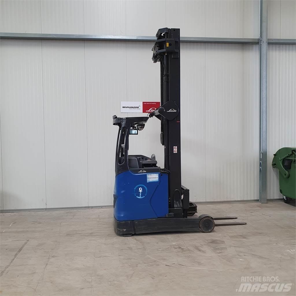 Linde R16HD Reachtruck voor hoog niveau