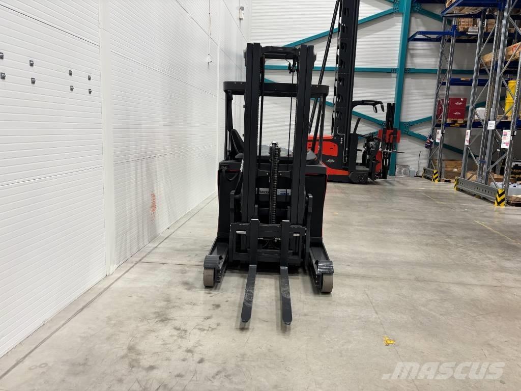 Linde R 10 Reachtruck voor hoog niveau