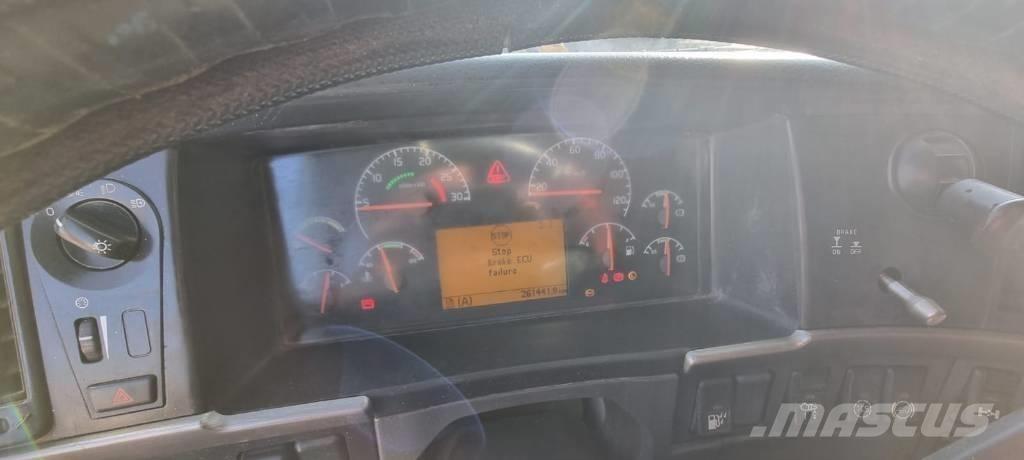 Volvo FM 12 Vrachtwagen met containersysteem