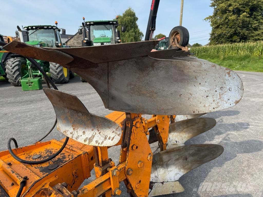 Huard 570 SUPER Wentelploegen