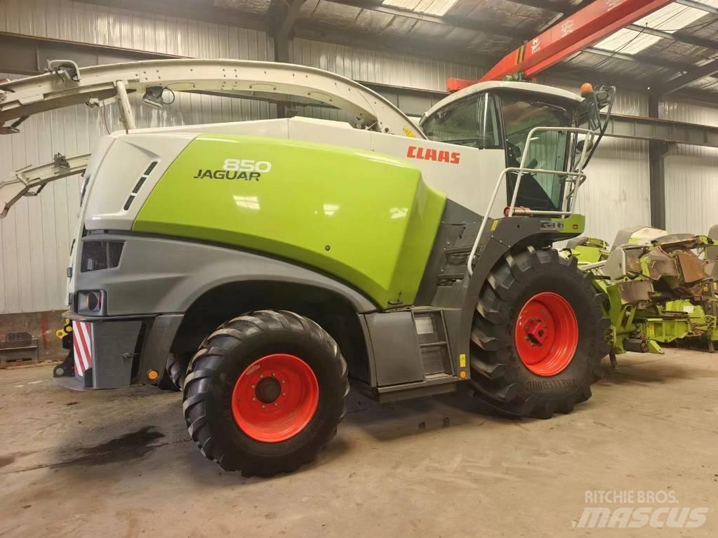 CLAAS Jaguar 850 Zelfrijdende veldhakselaars