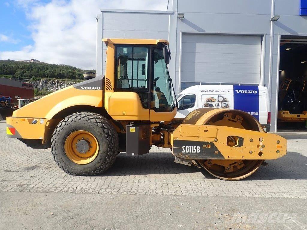 Volvo SD 115 Trilrolwalsen
