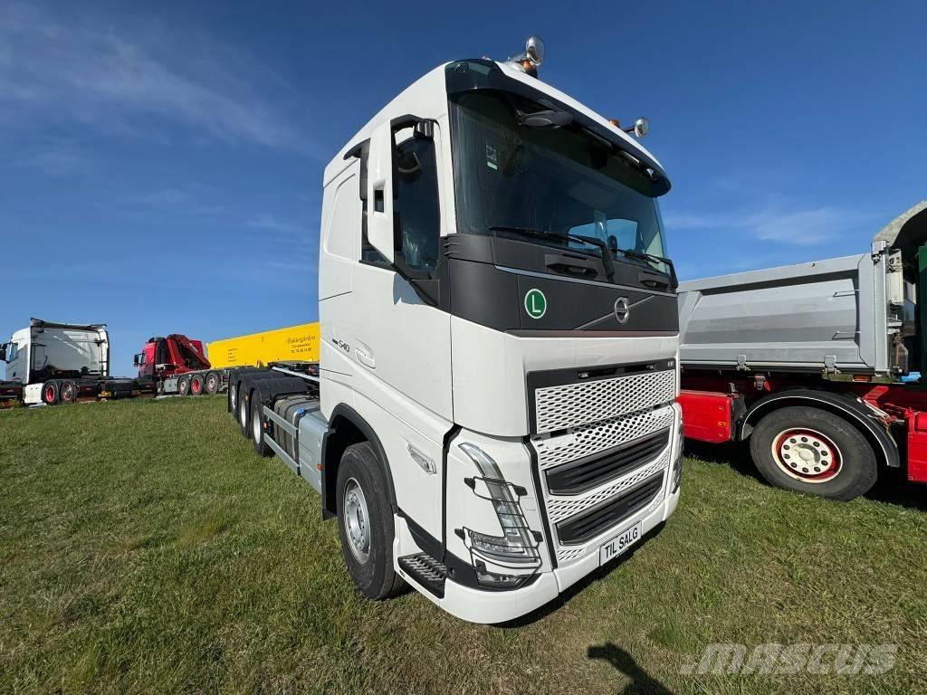 Volvo FH 540 Vrachtwagen met containersysteem