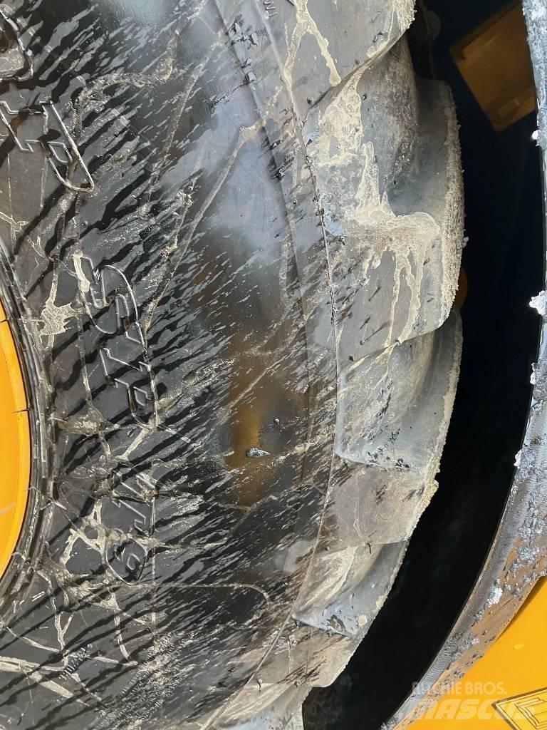 JCB 409 Wielladers