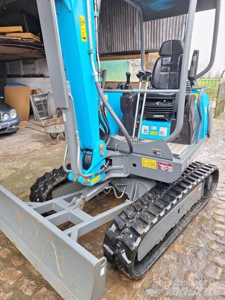 Messersi M-35K Minigraafmachines < 7t