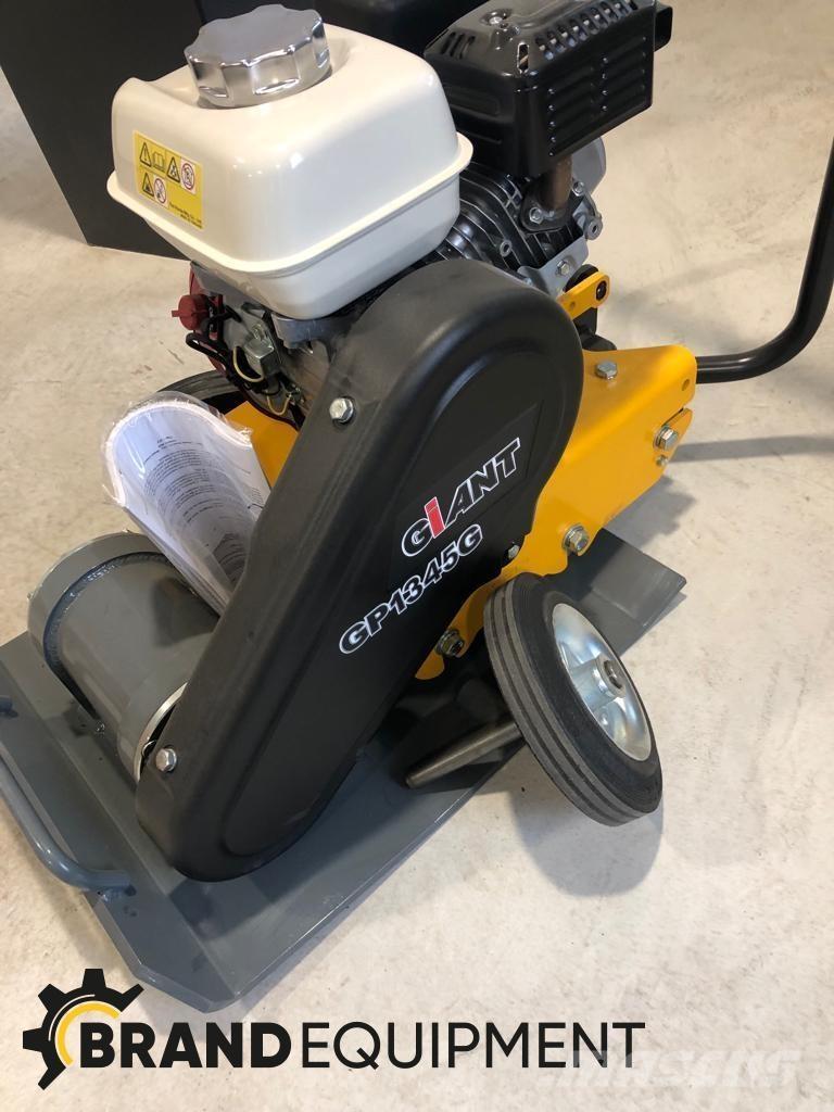 GiANT GP1345G Trilmachines