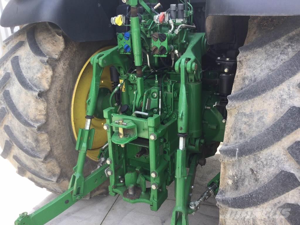 John Deere 6195M Tractoren