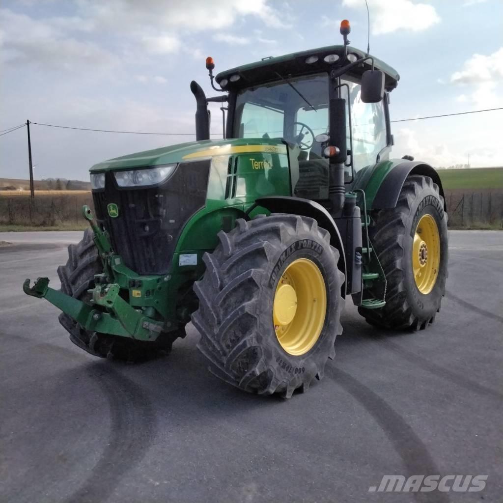 John Deere 7250 R Tractoren