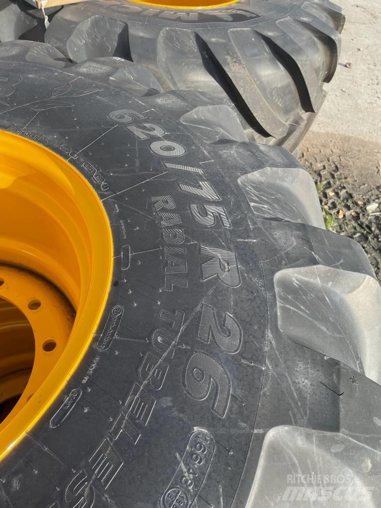 Michelin 620/75R26 Banden, wielen en velgen