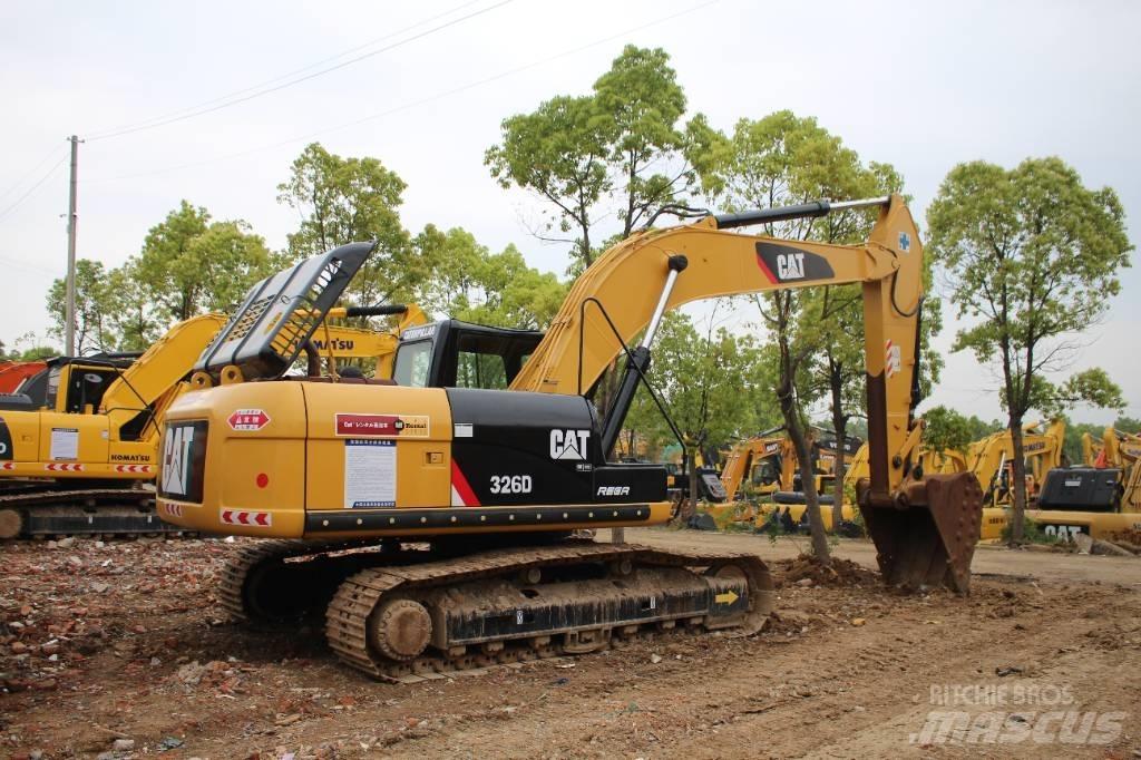 CAT 326D Rupsgraafmachines