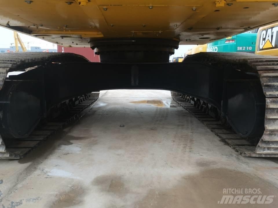 Komatsu PC 220-8 Rupsgraafmachines