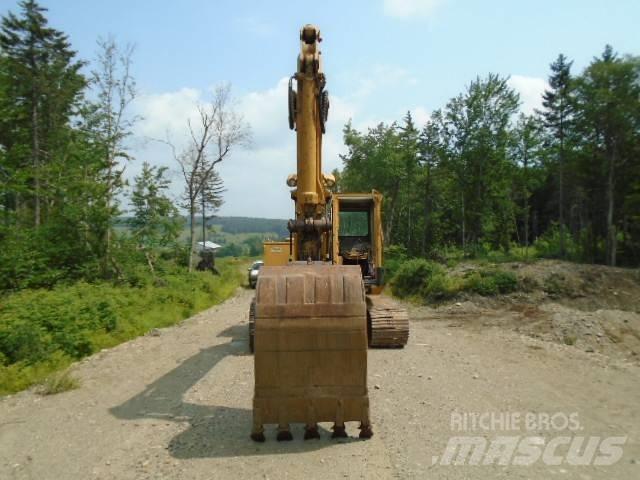 CAT 215 Rupsgraafmachines