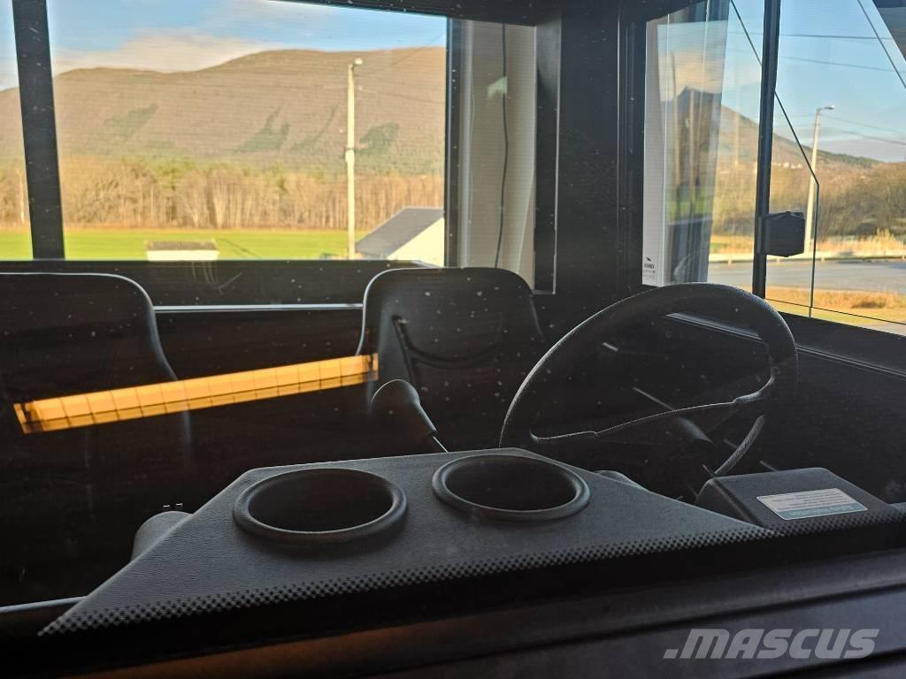 Corvus EX4 CAB Tractoren