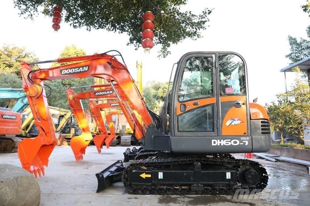 Doosan DH 60-7 Minigraafmachines < 7t