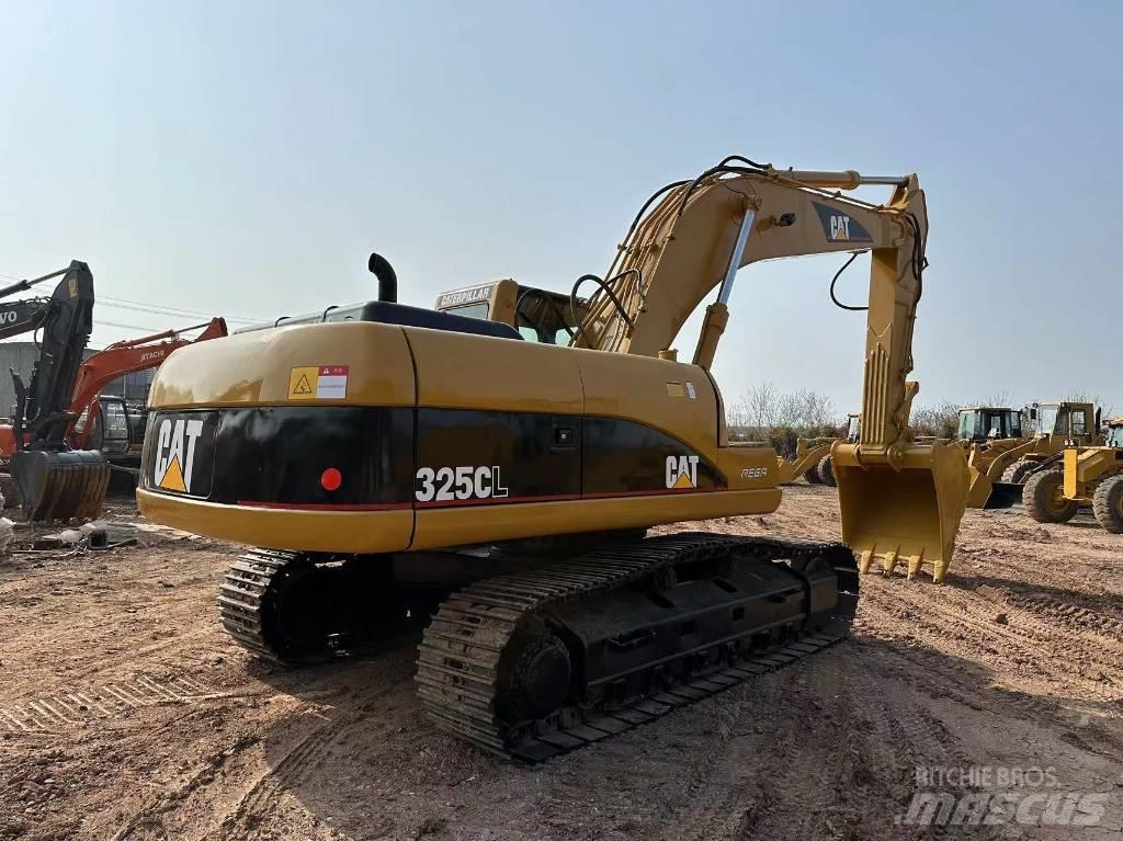 CAT 325 CL Rupsgraafmachines