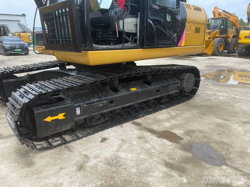 CAT 320 D Rupsgraafmachines