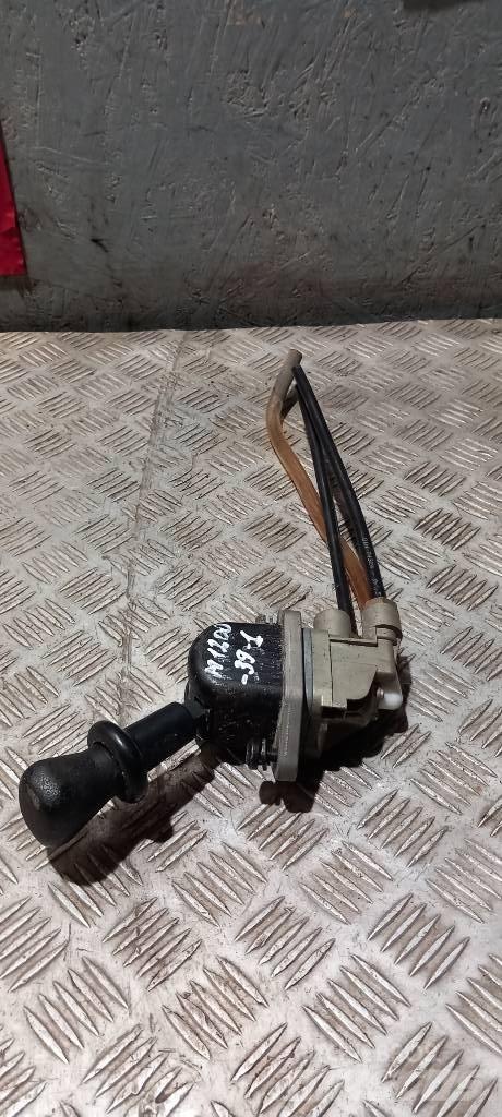 MAN TGA    81523156185 Cabine en interieur