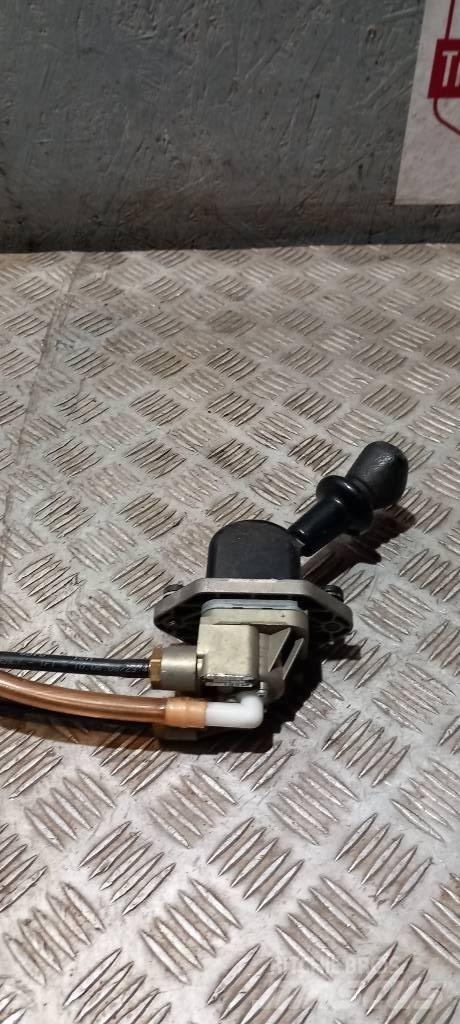 MAN TGA    81523156185 Cabine en interieur