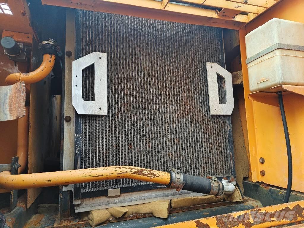 Hyundai R305LC-7 Rupsgraafmachines