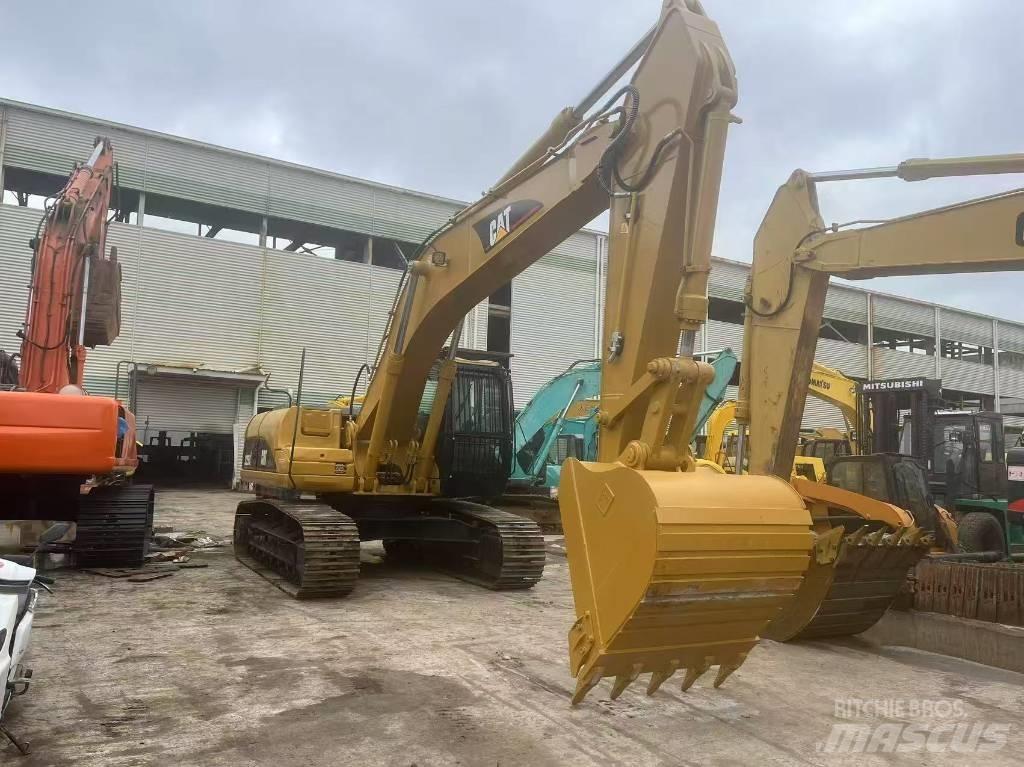 CAT 325C Rupsgraafmachines