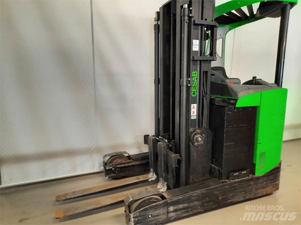 Cesab R 325 Reachtruck voor hoog niveau