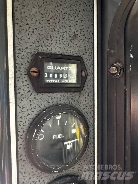 Gehl 4640 Miniladers