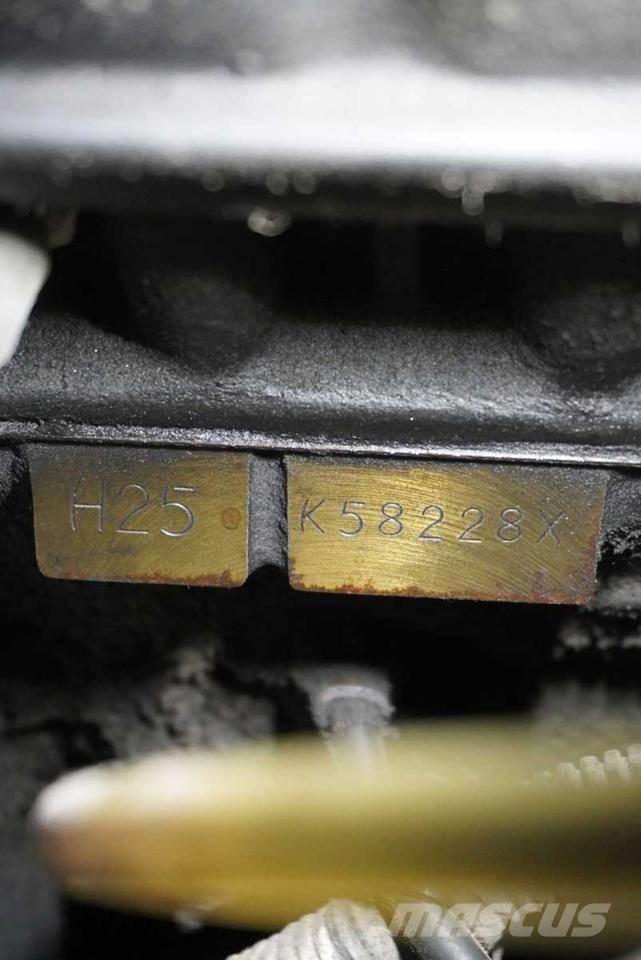 Nissan UGD02 A 32 PQ LPG heftrucks