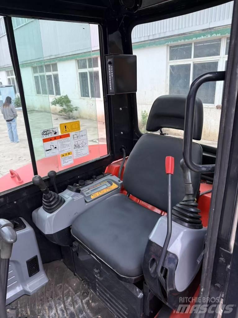 Kubota KX163 Minigraafmachines < 7t