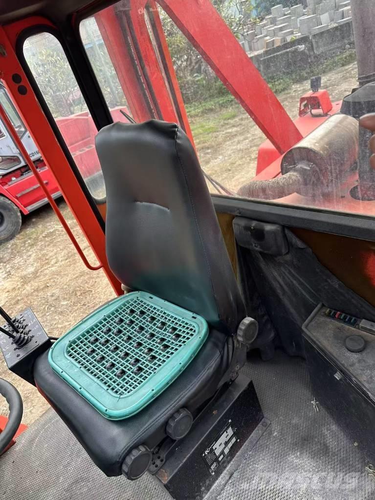Kalmar DC30-1200 Diesel heftrucks